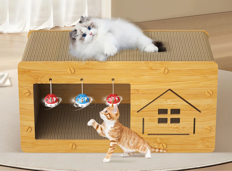 Cat House Scratcher with 3 Balls